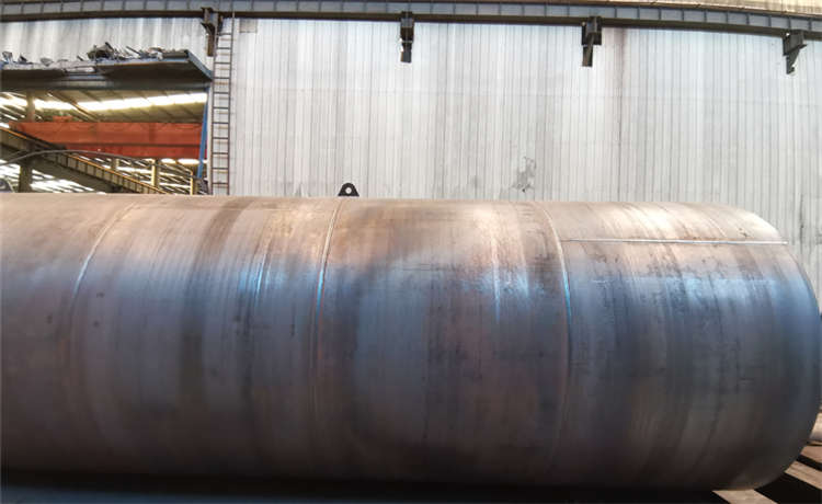 鋼材場污水處理鋼管廠家，槽鋼批發(fā)，2420mm螺旋管，外直徑1620mm螺旋焊管