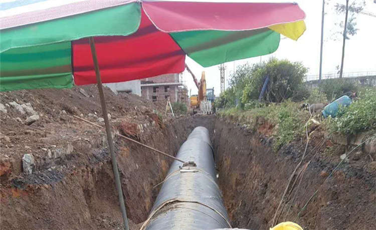 梧州820mm螺旋焊管出貨，530-10mm螺旋鋼管，2324mm螺旋鋼管，實(shí)力雄厚的鋼管廠家