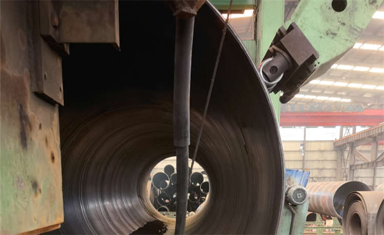 559mm螺旋焊管，清遠(yuǎn)720-8螺旋焊管，鋼鐵世界609mm螺旋管，1424螺旋鋼管