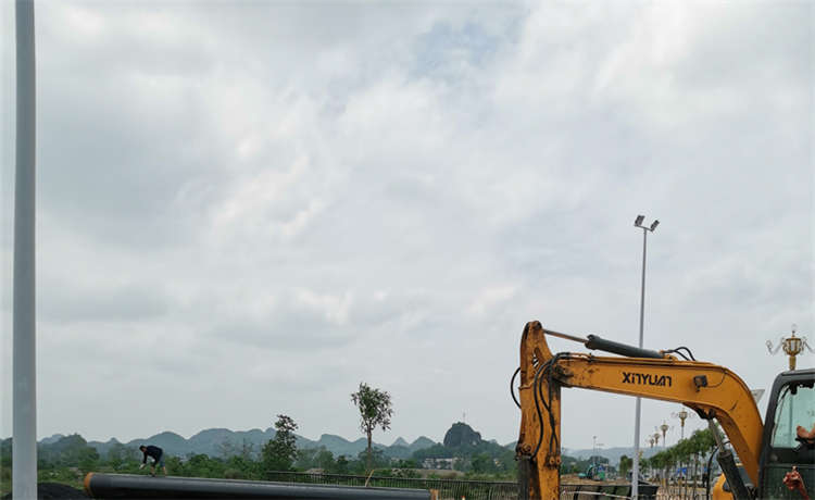 汕頭40A#工字鋼，2700mm螺旋管，鋼材場(chǎng)900mm螺旋焊管，1220給水螺旋管廠家